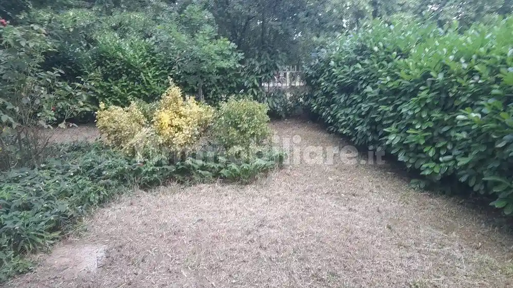 Villa in vendita a Piacenza