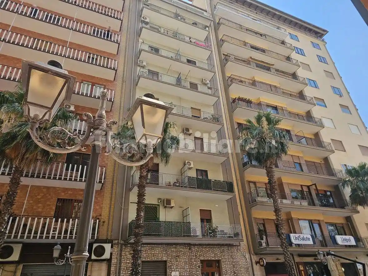 Appartamento in vendita a Taranto