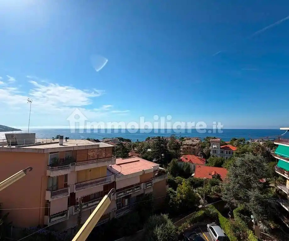 Appartamento in vendita a Sanremo