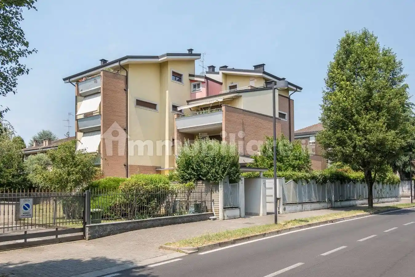 Appartamento in vendita a Varedo