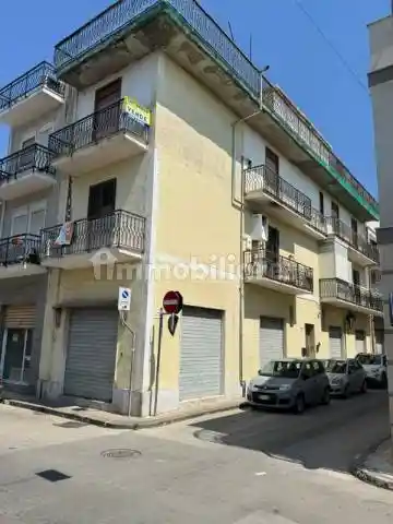 Appartamento in vendita a Floridia