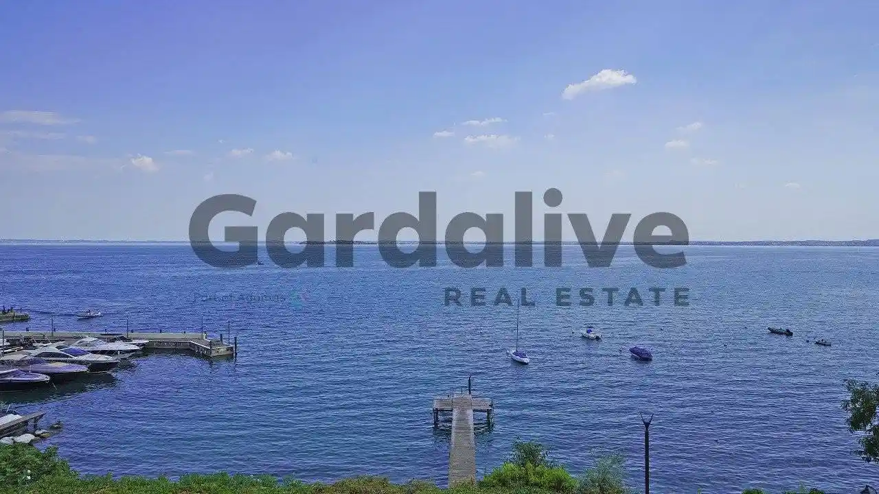 Appartamento in vendita a Manerba del Garda