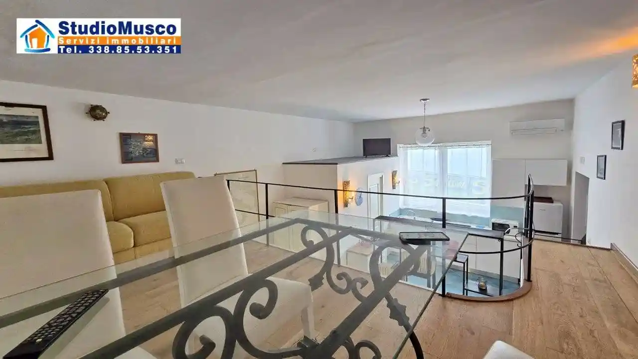 Appartamento in vendita a Capri