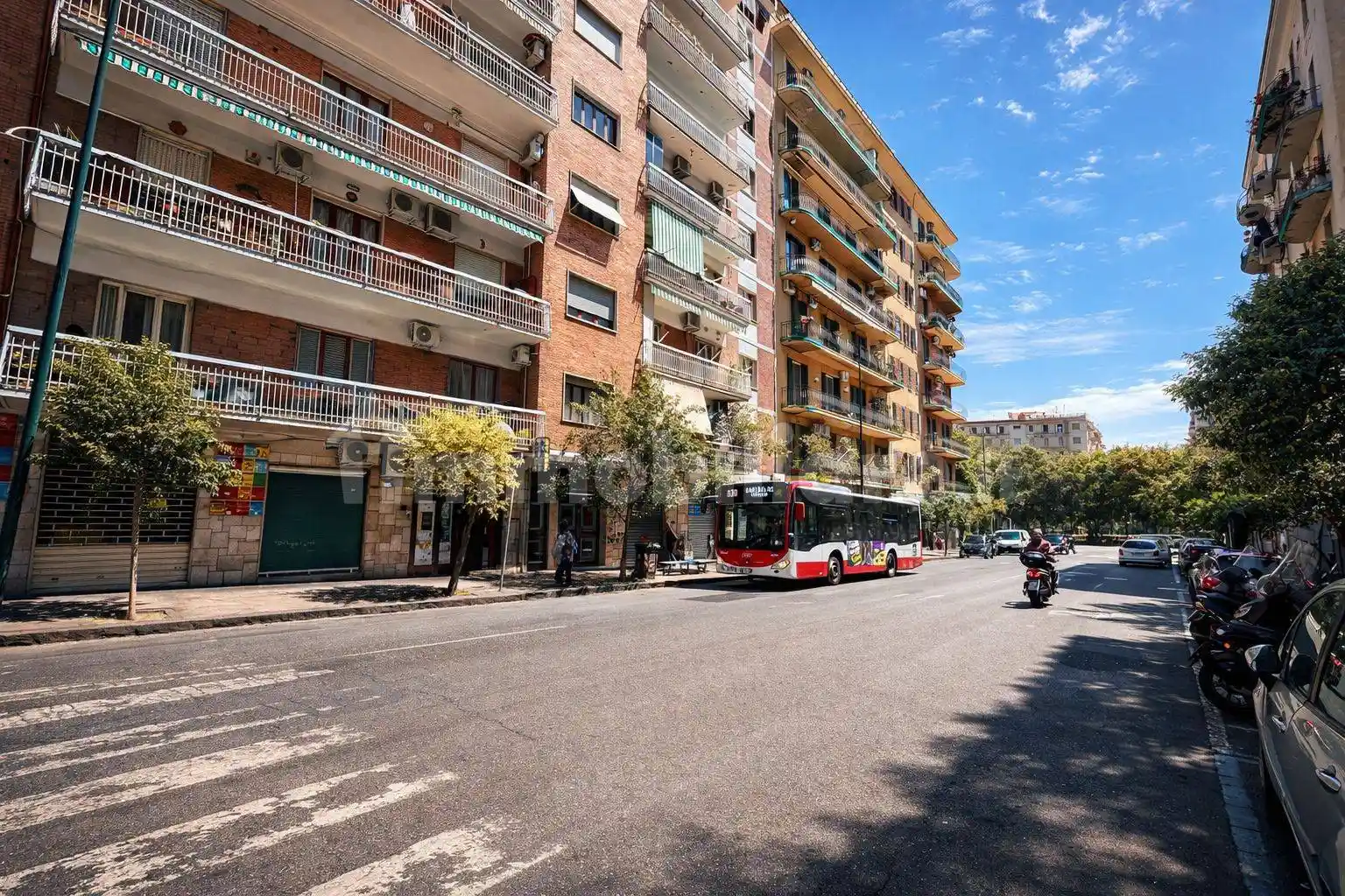Appartamento in vendita a Napoli