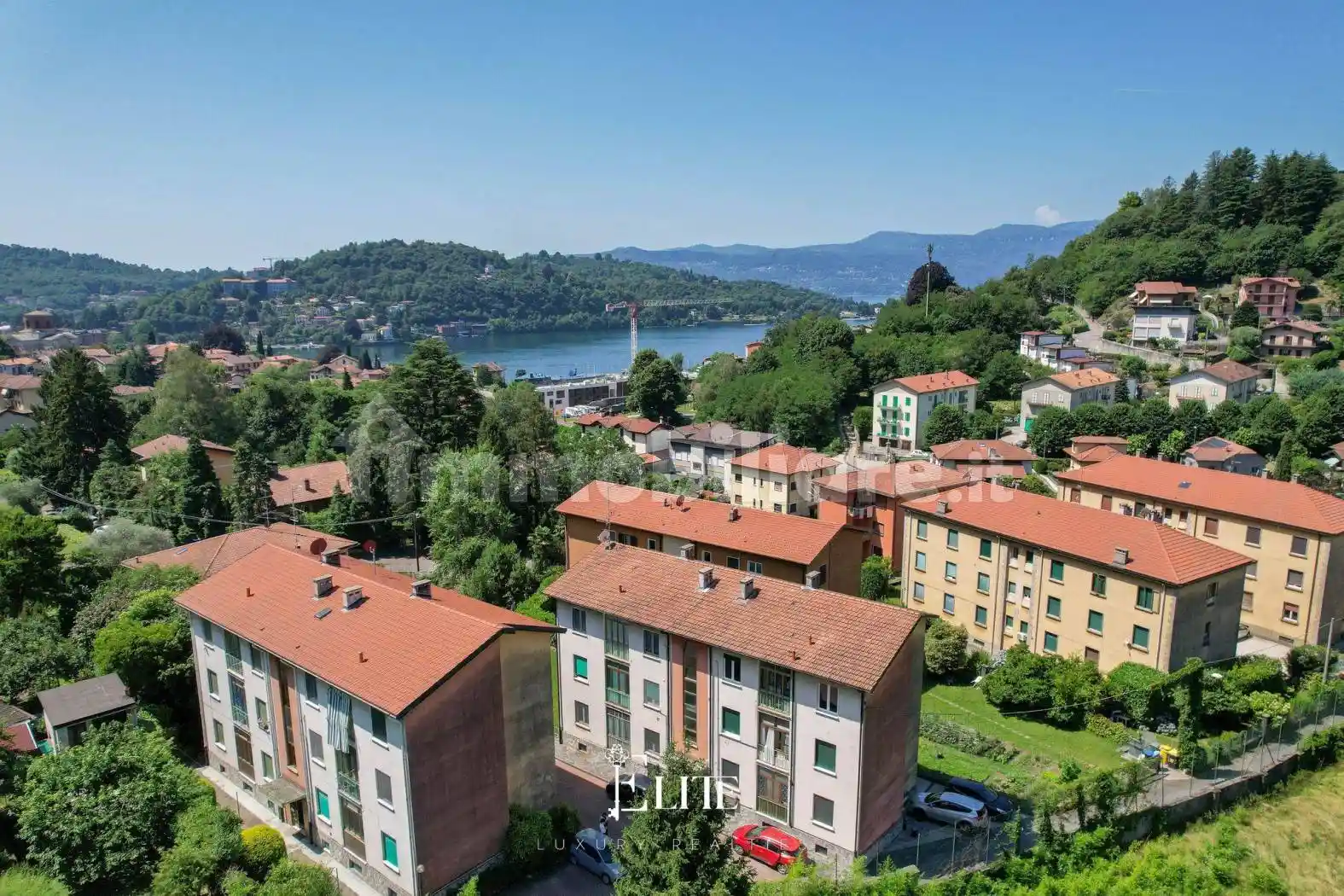 Appartamento in vendita a Laveno-Mombello