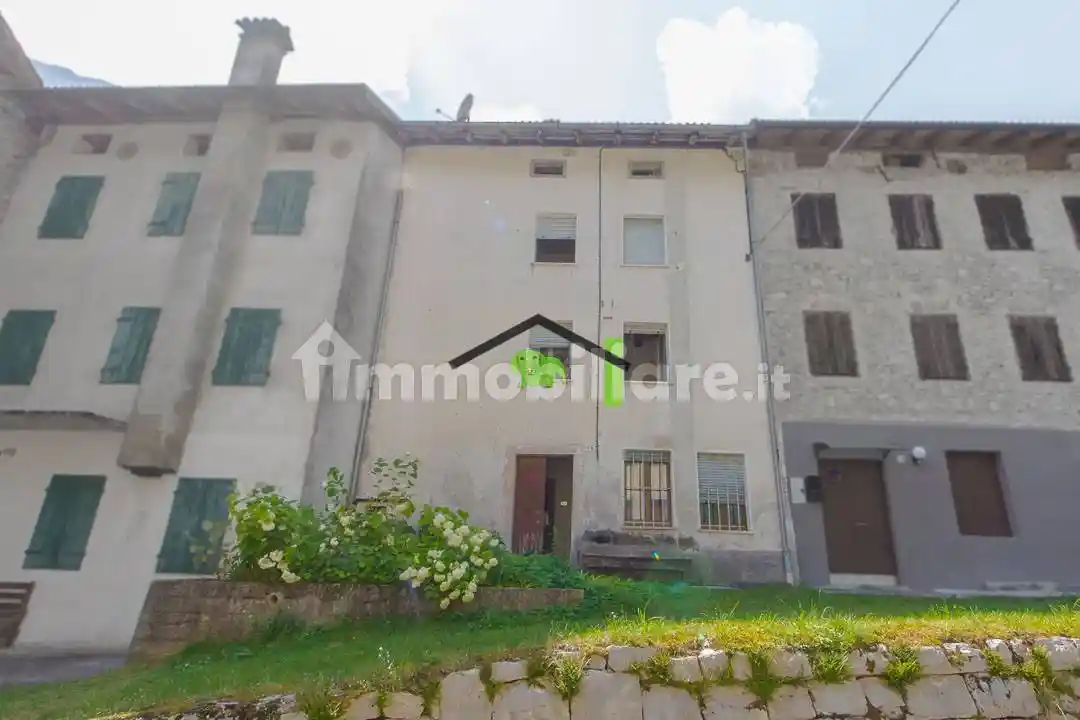 Rustico - Casale in vendita a Claut