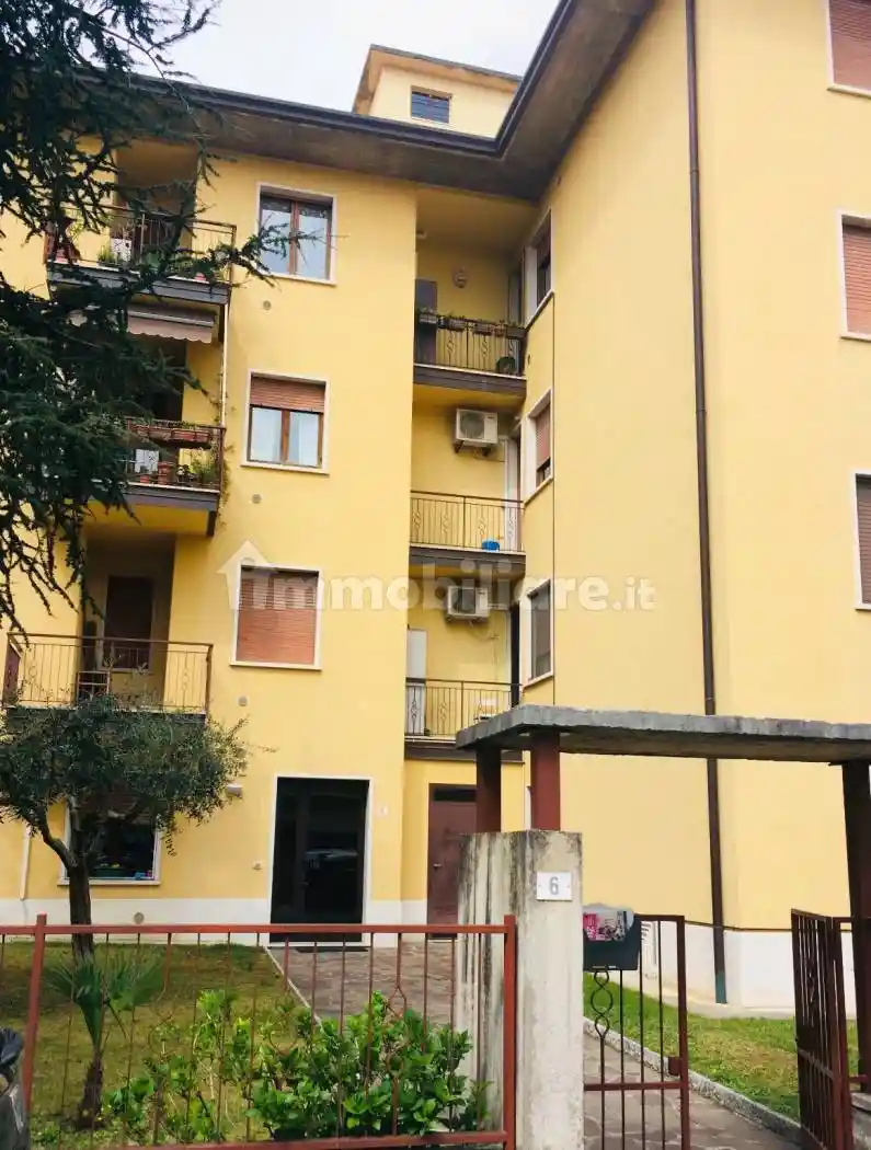Appartamento in affitto a Negrar di Valpolicella