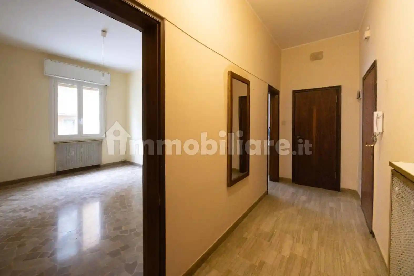 Appartamento in vendita a Bologna