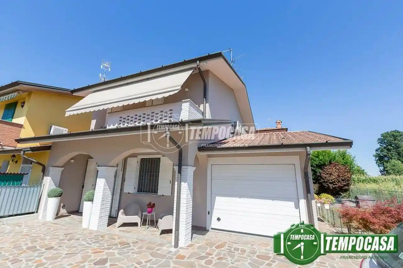 Villa in vendita a Palazzo Pignano