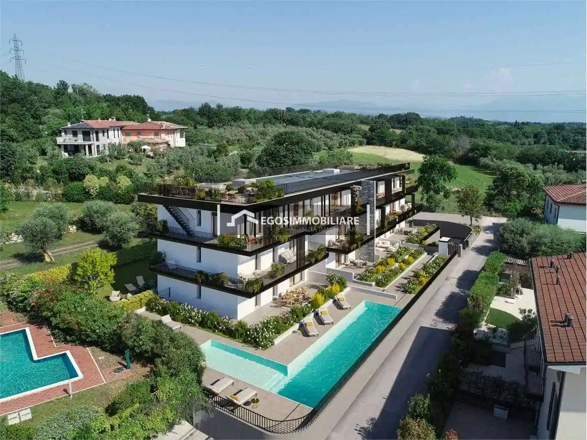 Appartamento in vendita a Desenzano del Garda