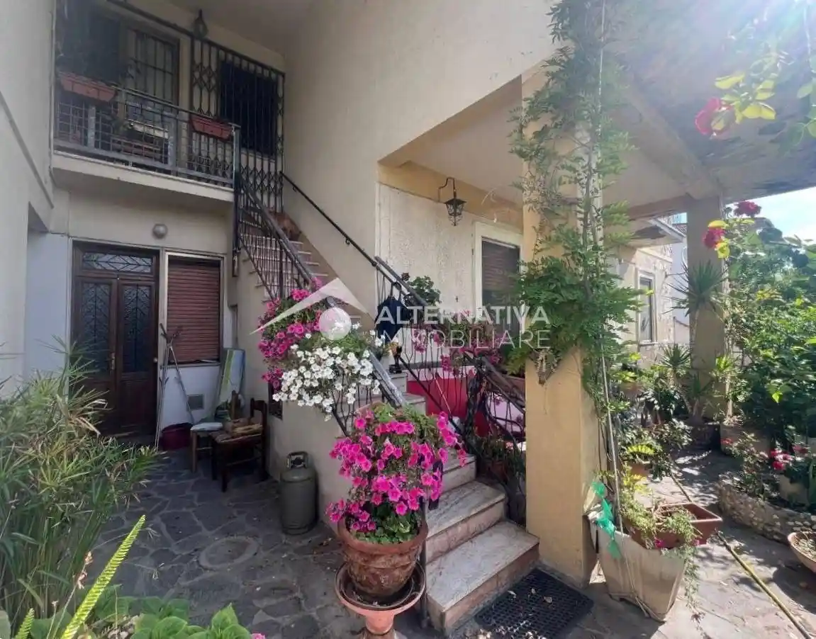 Casa indipendente in vendita a Pisa