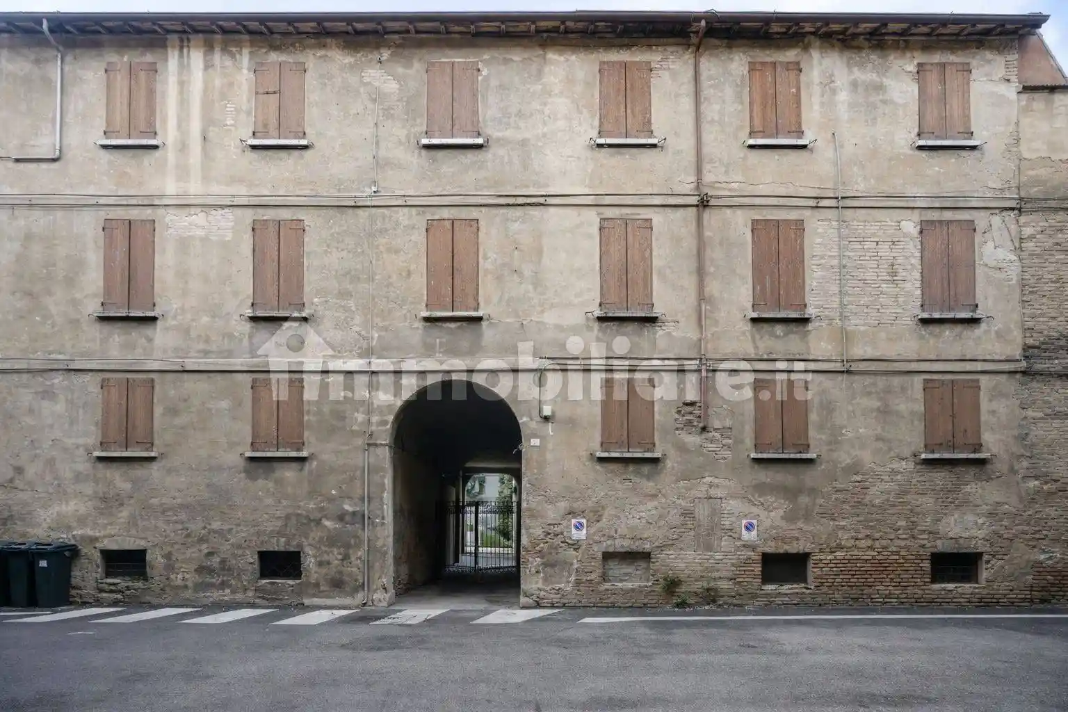 Palazzo - Edificio in vendita a Reggio Emilia