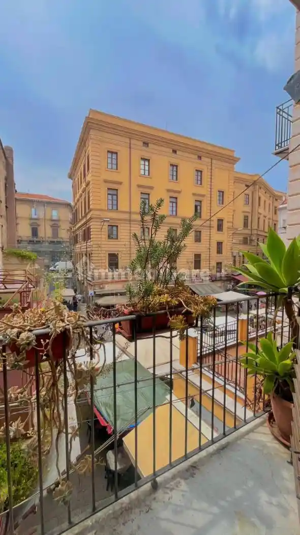 Appartamento in vendita a Palermo