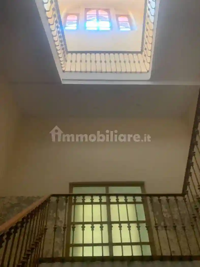 Palazzo - Edificio - foto 5