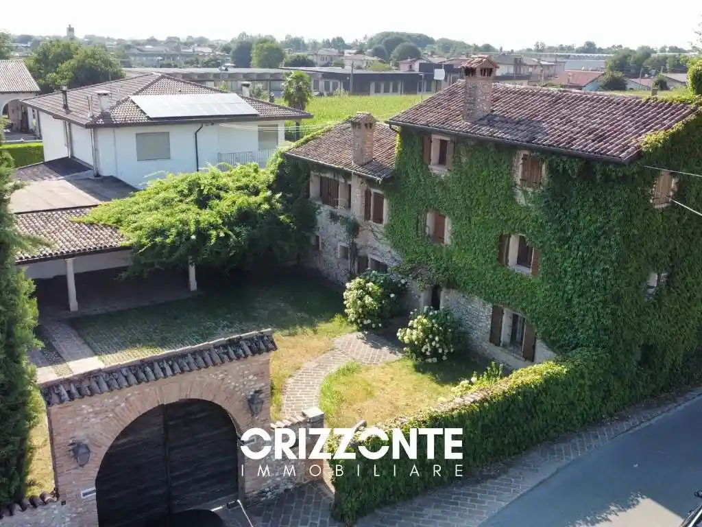 Villa in vendita a Cassola