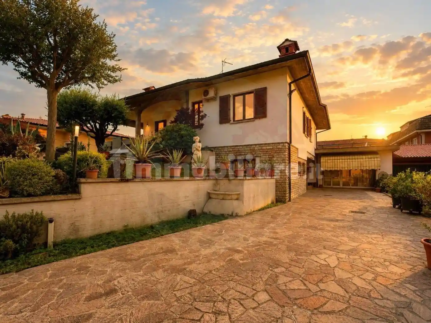 Villa in vendita a Rovato