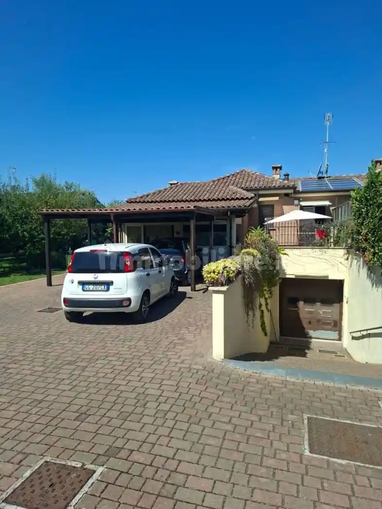 Appartamento in affitto a Marino