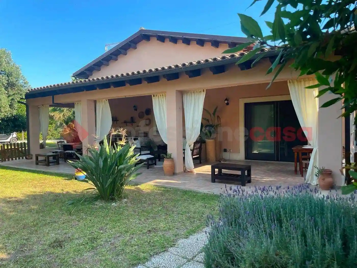 Villa - foto 2