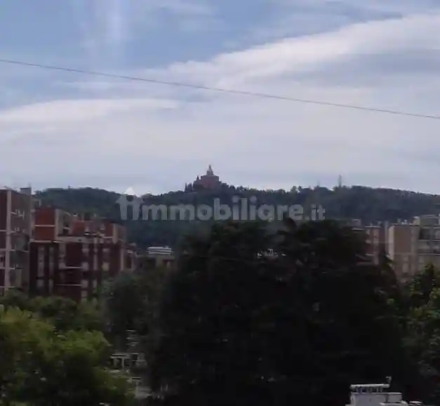 Appartamento in affitto a Bologna