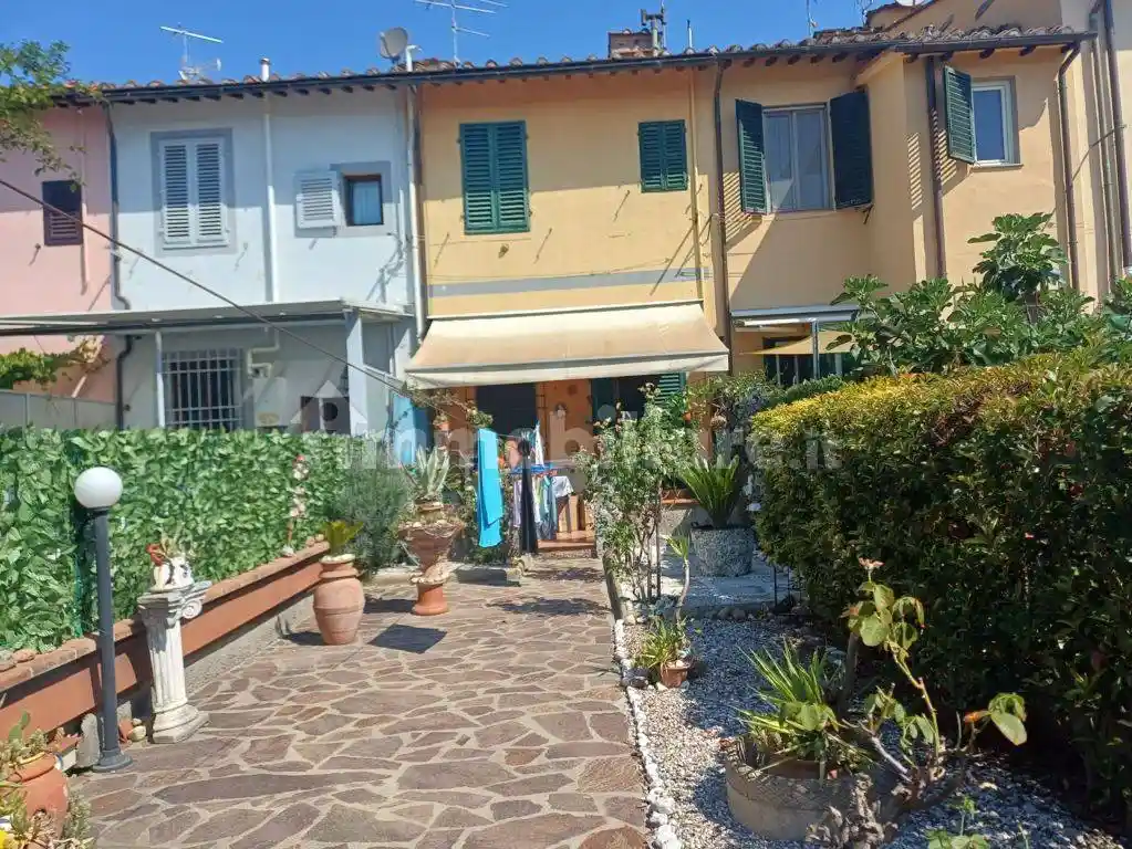 Casa indipendente in vendita a Firenze
