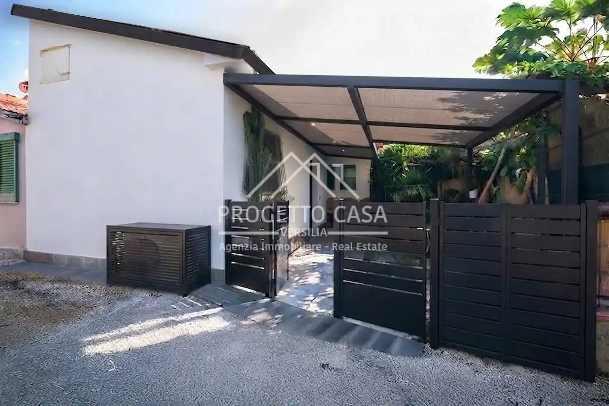 Casa indipendente in vendita a Pietrasanta