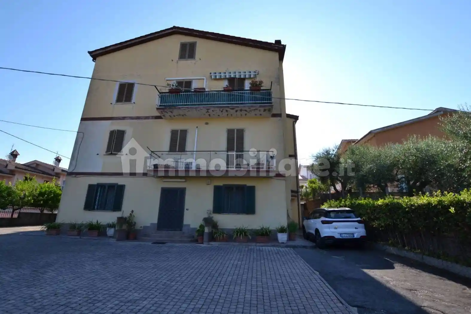 Appartamento in affitto a Lanuvio