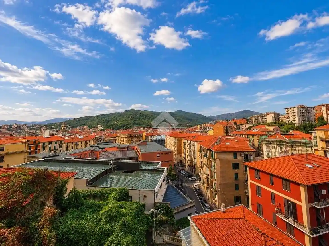 Appartamento in vendita a Savona