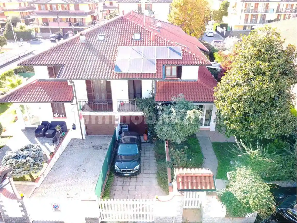 Villa in vendita a Gudo Visconti
