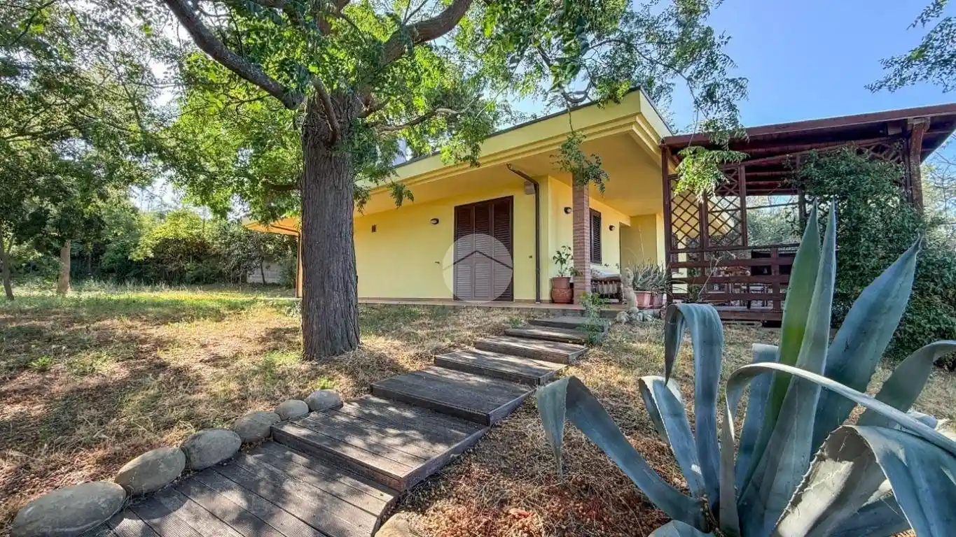 Villa in vendita a San Clemente