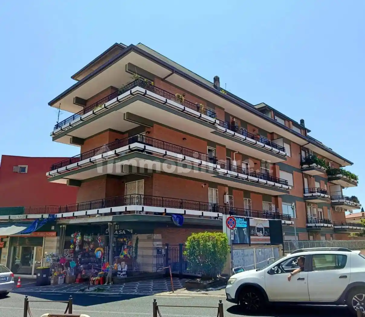 Appartamento in vendita a Grottaferrata