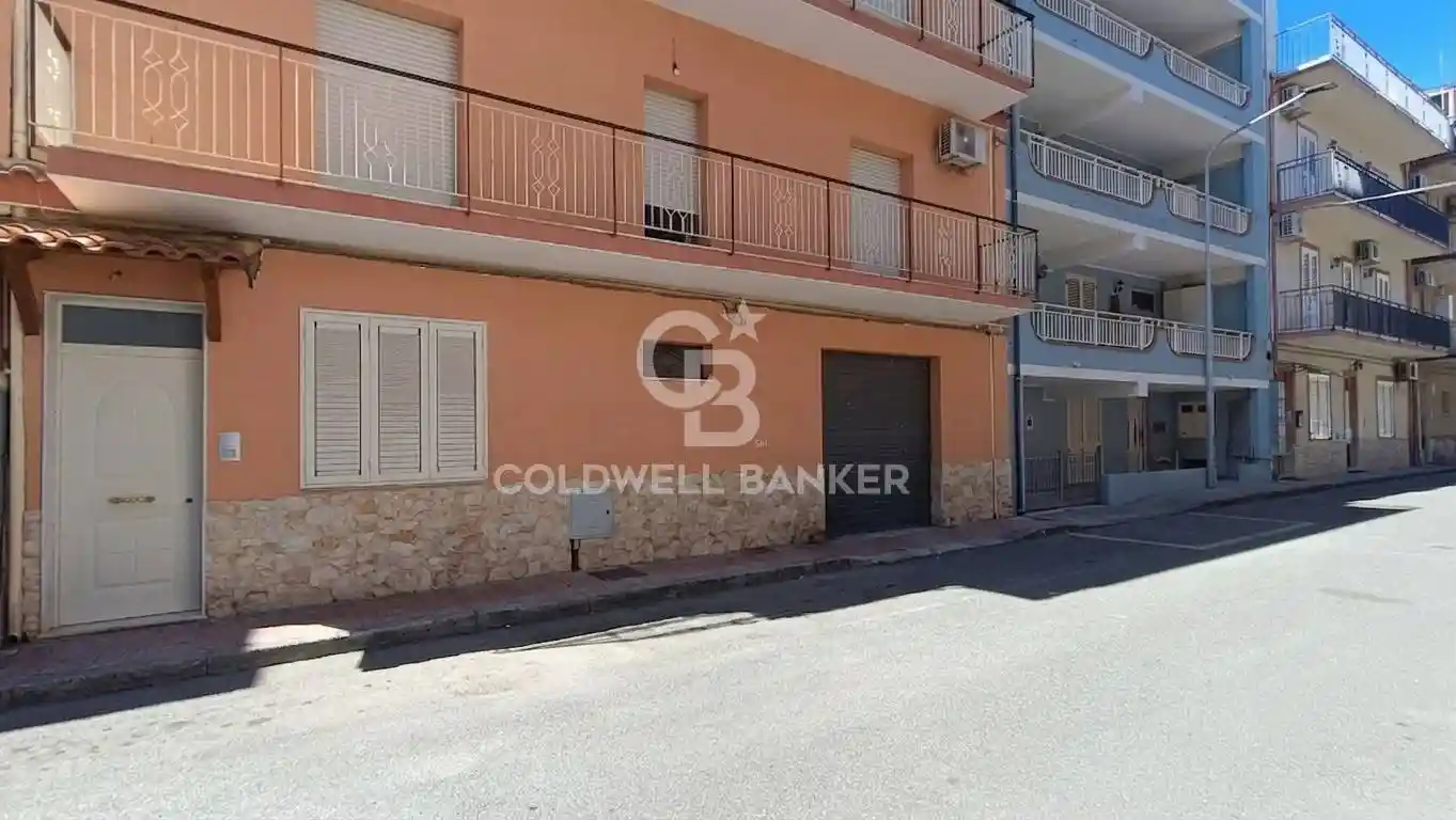 Appartamento in vendita a Santa Teresa di Riva