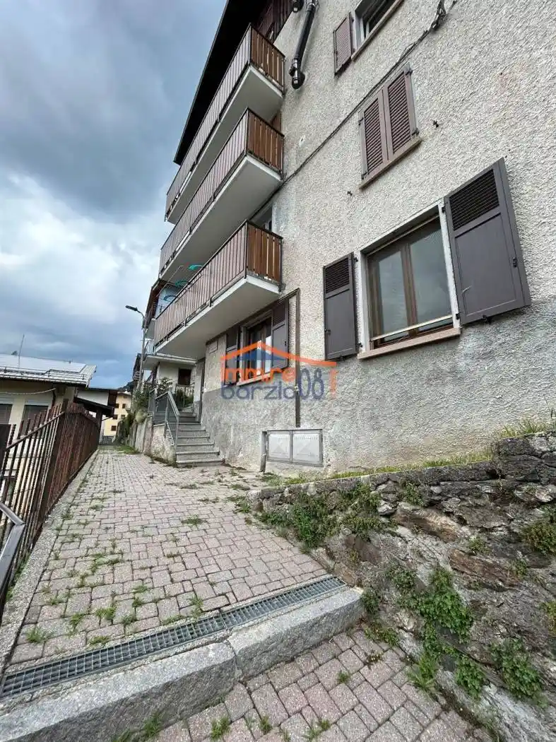 Appartamento in vendita a Premana