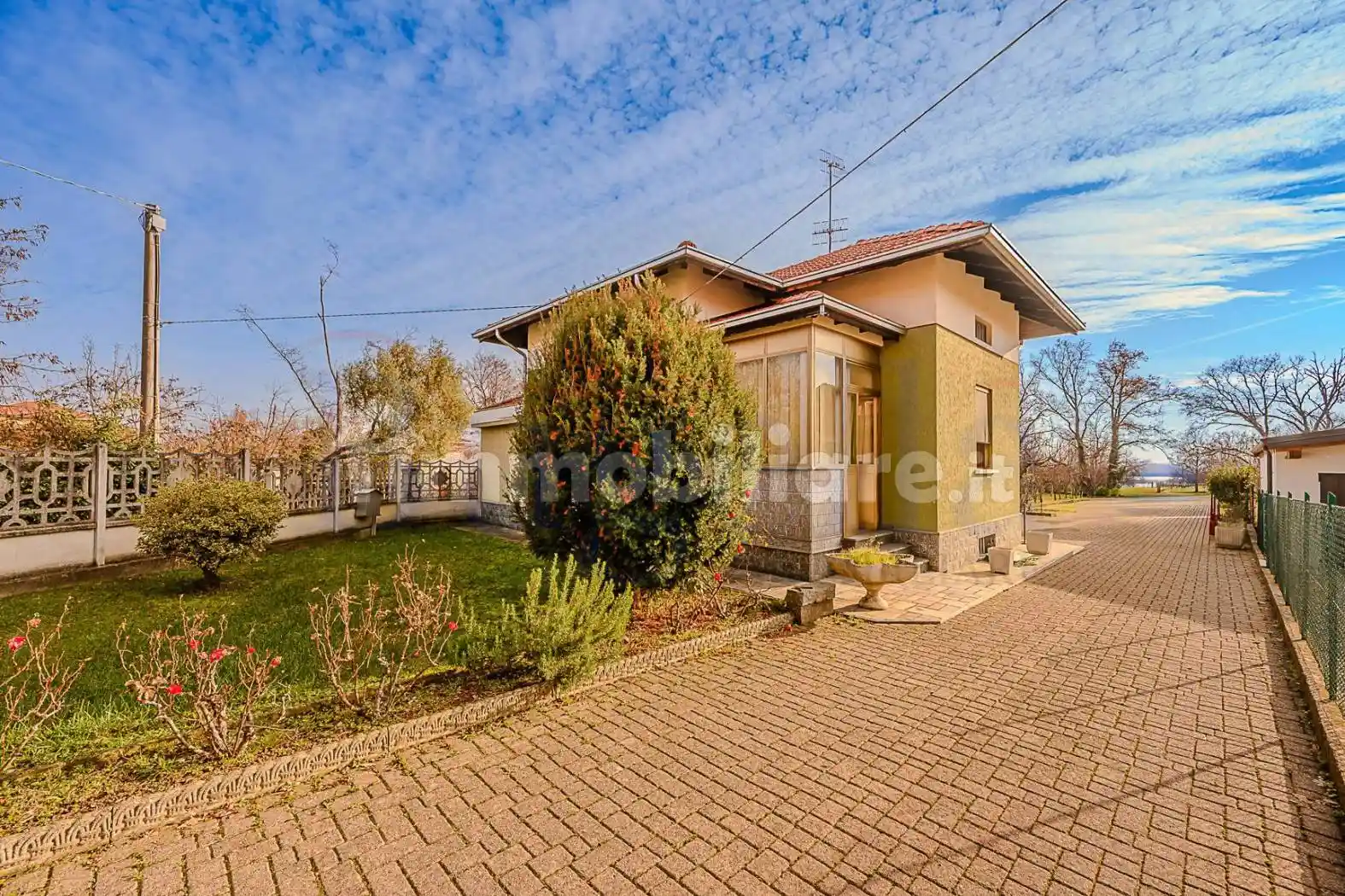 Villa in vendita a Cossato