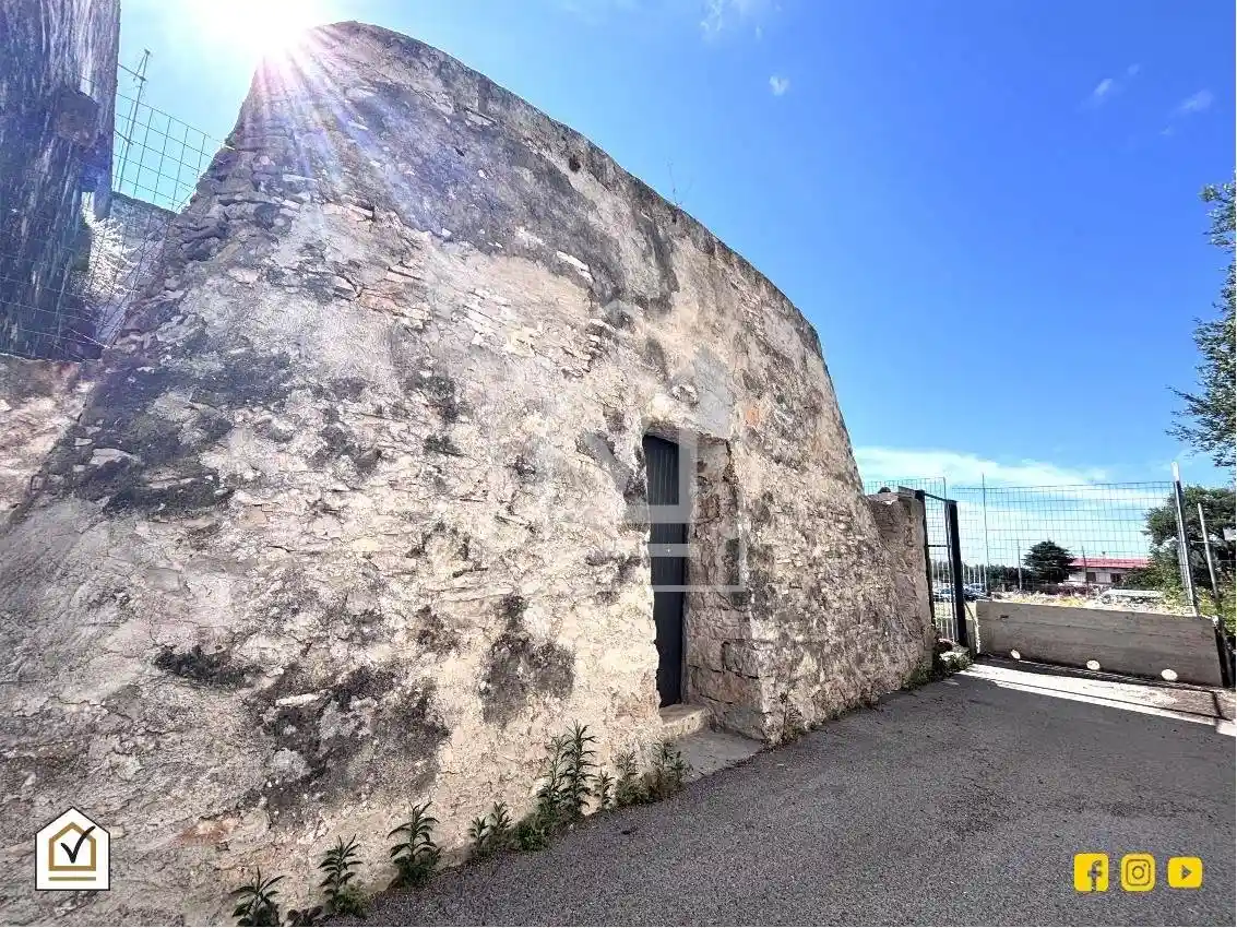 Rustico - Casale in vendita a Bari
