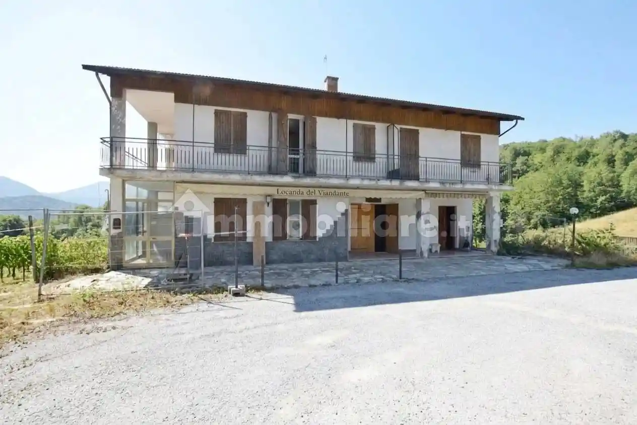 Palazzo - Edificio in vendita a Roccaforte Mondovì