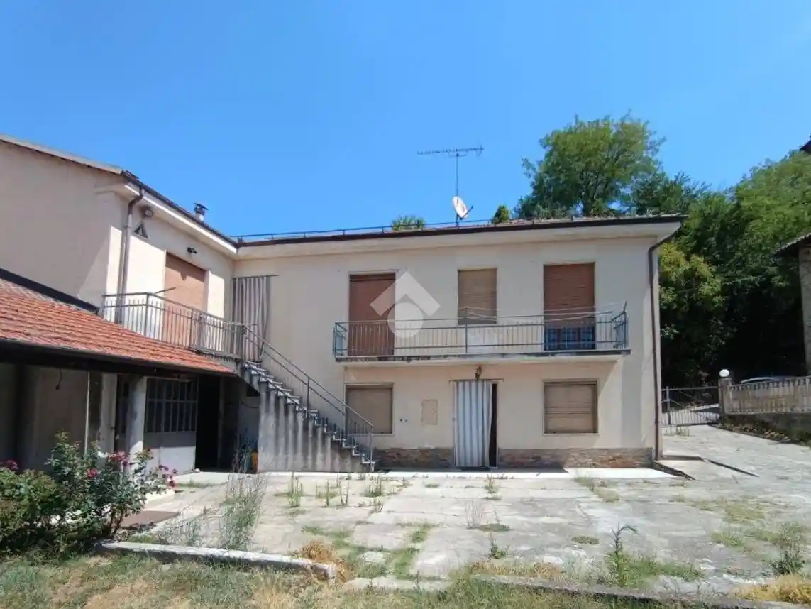 Casa indipendente in vendita a Calosso