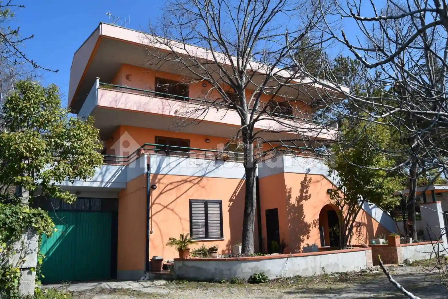 Villa - foto 2