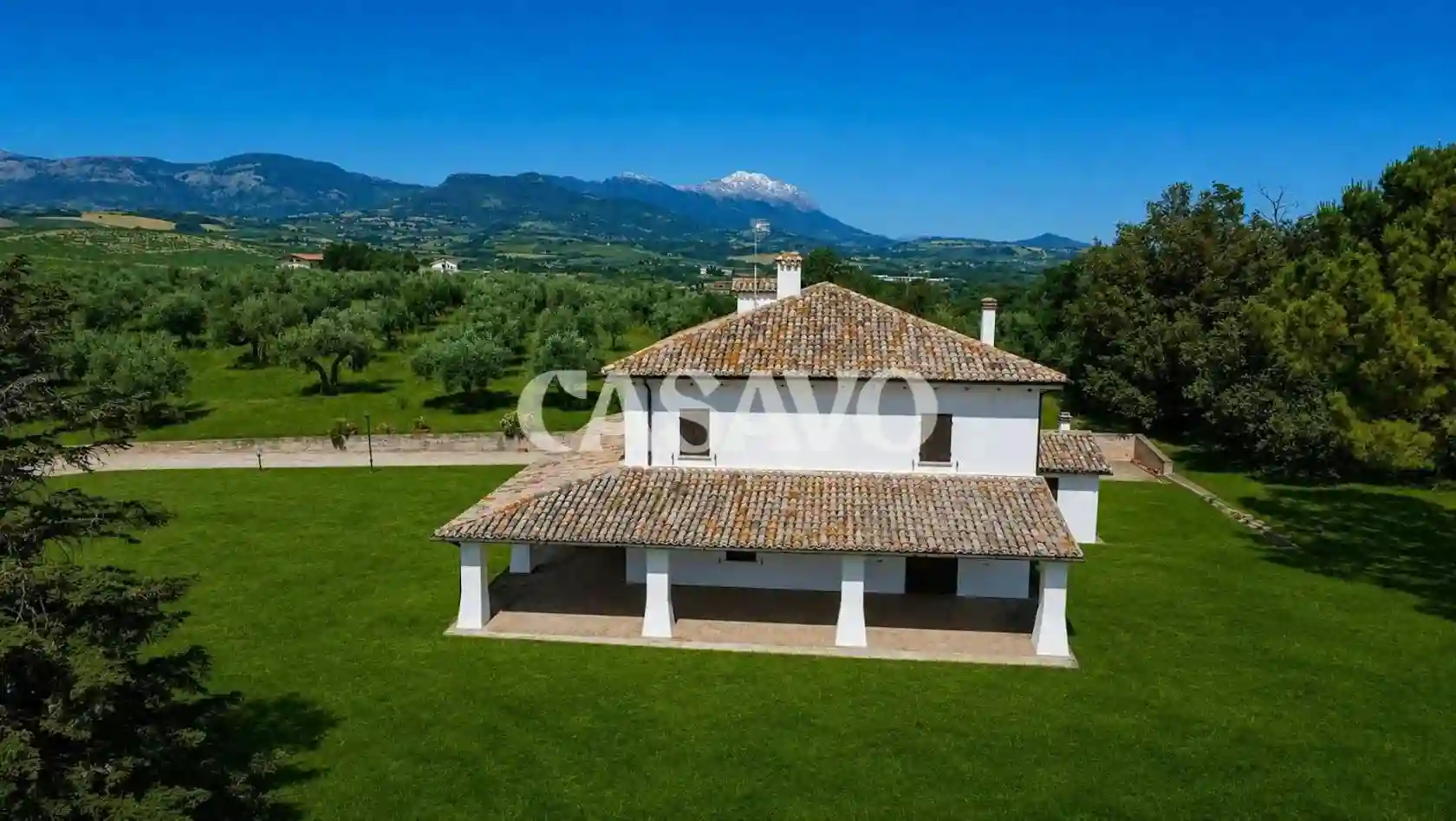 Villa - foto 2
