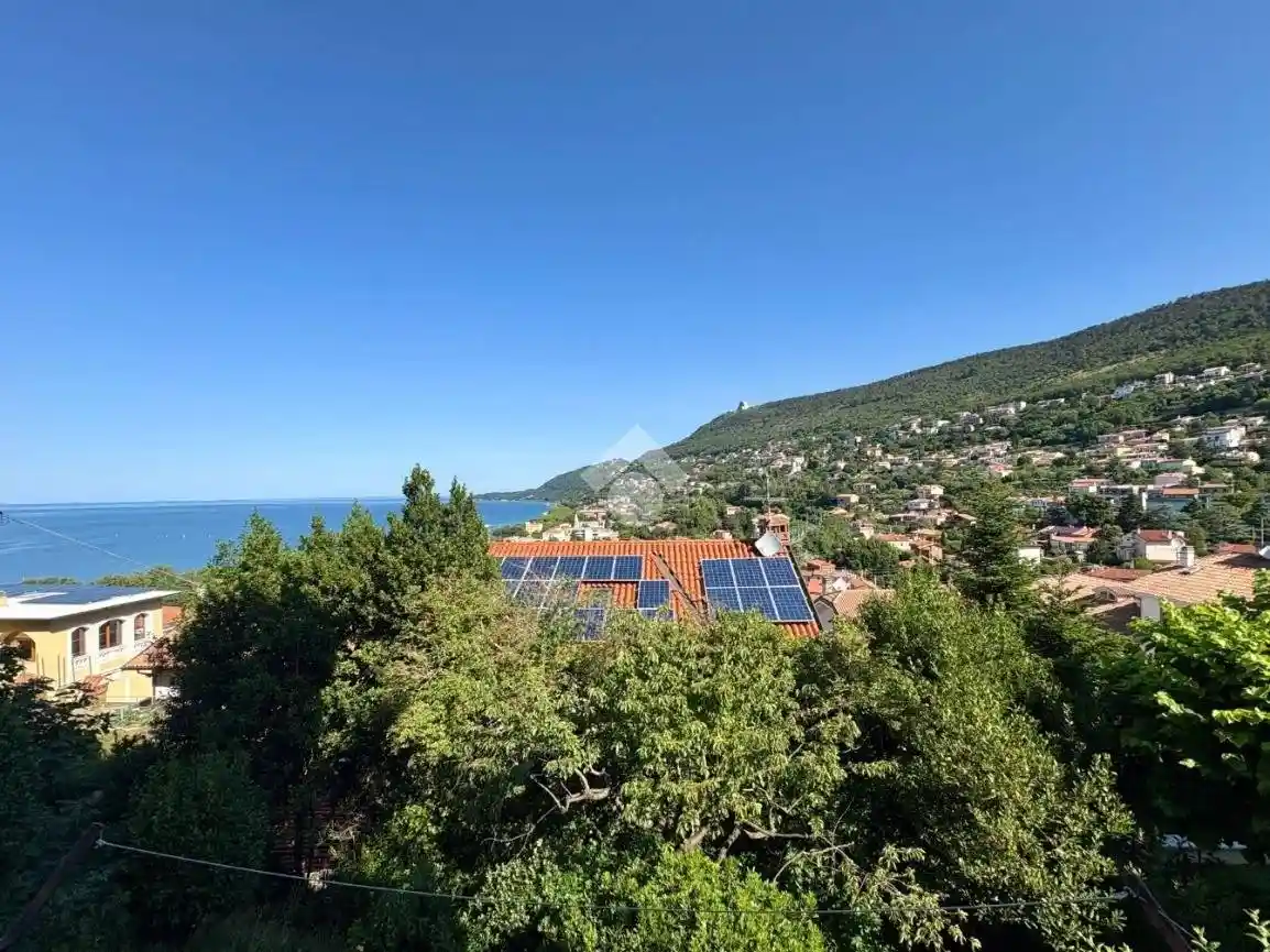 Appartamento in vendita a Trieste