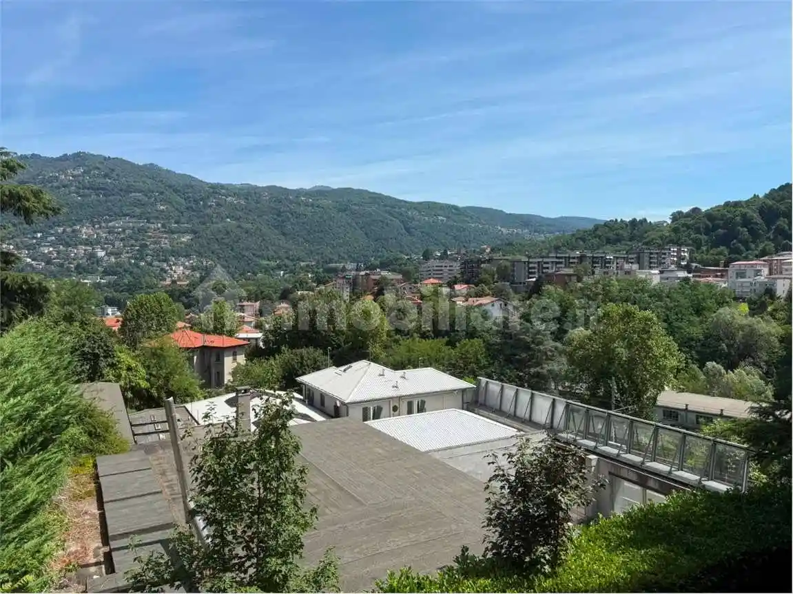 Appartamento in affitto a Como