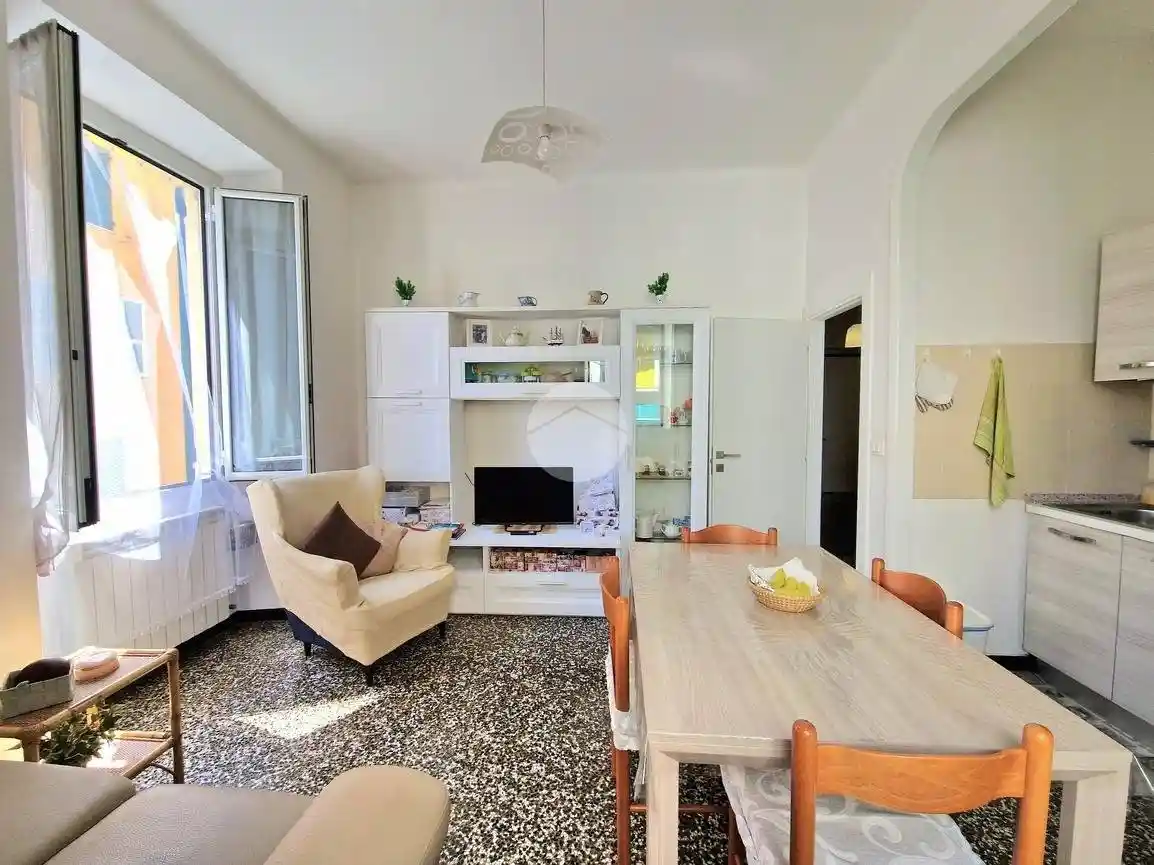 Appartamento in vendita a Genova
