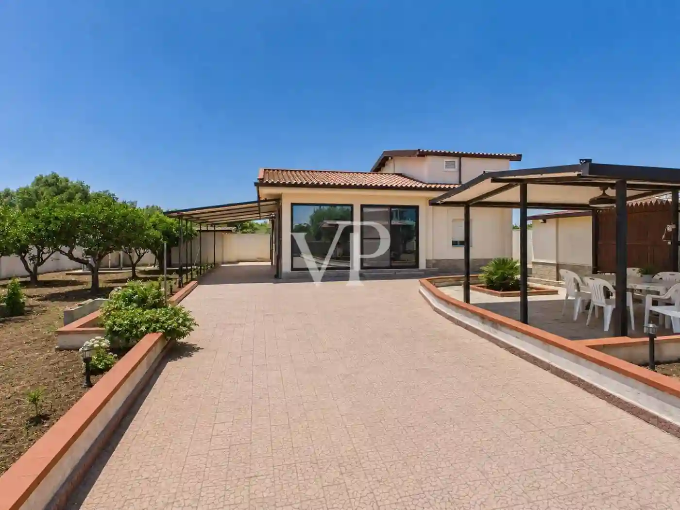 Villa - foto 2