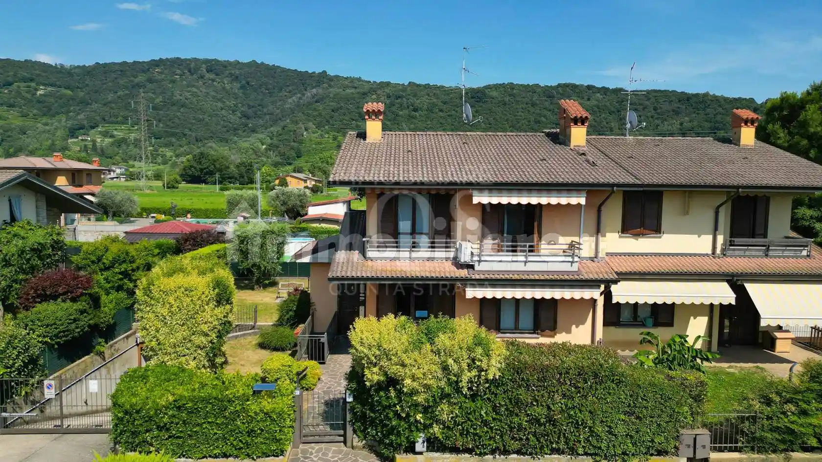 Villetta a schiera in vendita a Carobbio degli Angeli