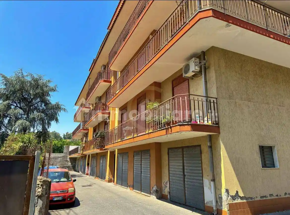 Appartamento in affitto a Aci Catena