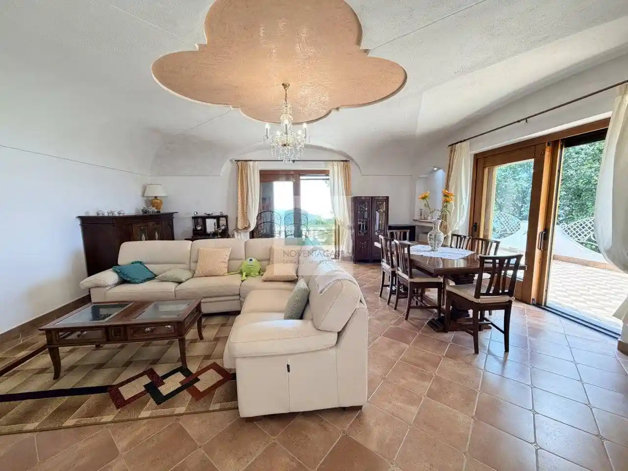 Casa indipendente in vendita a Serrara Fontana