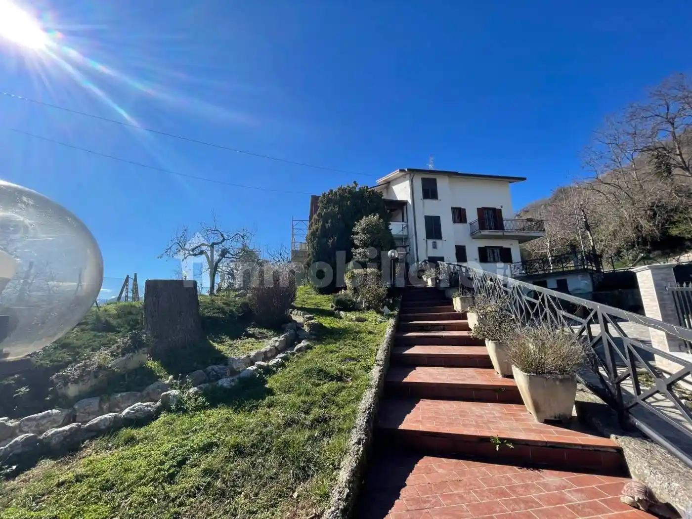 Villa in vendita a Torricella Sicura
