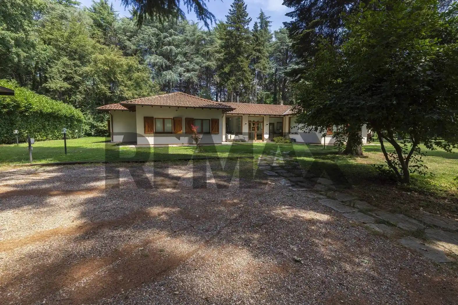 Villa in vendita a Olgiate Olona