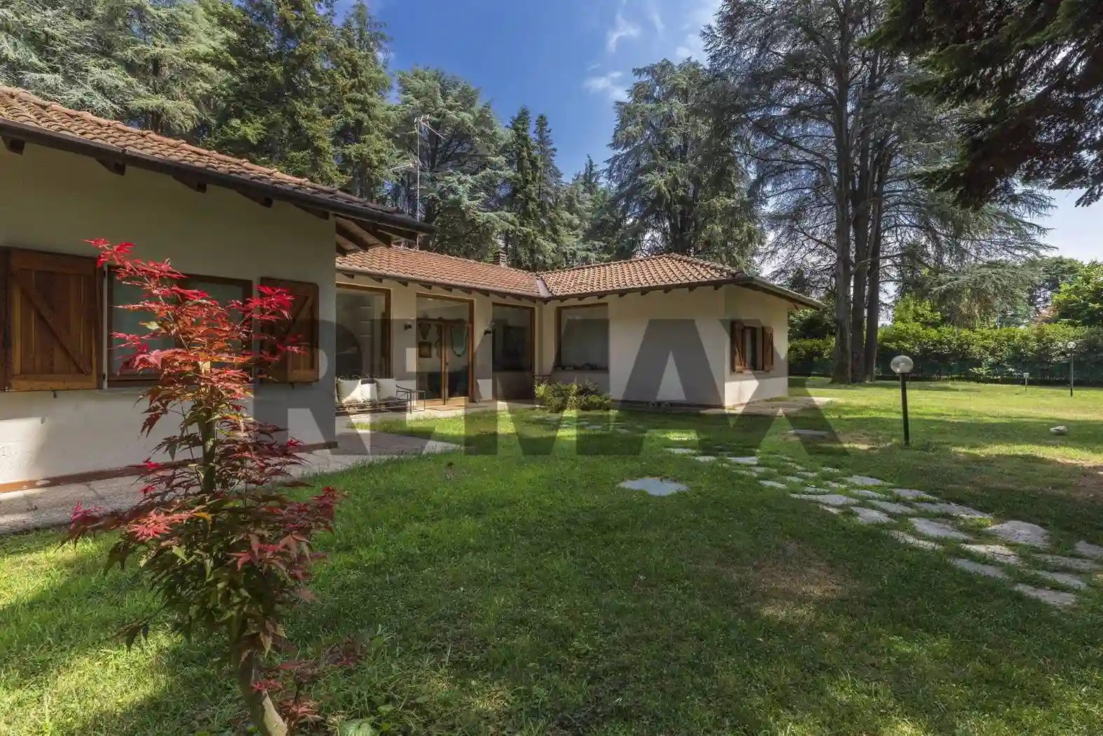 Villa - foto 2