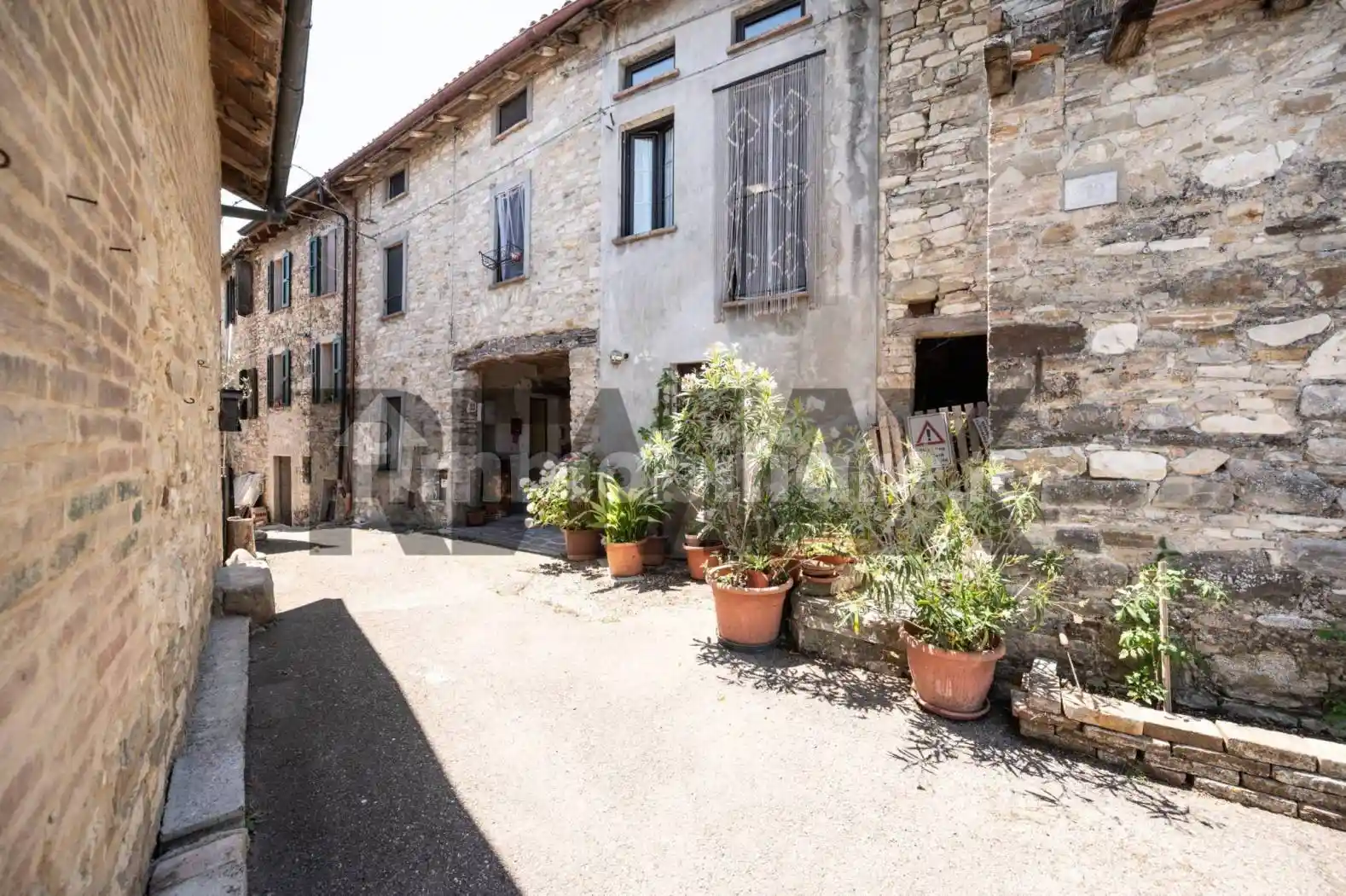 Casa indipendente in vendita a Langhirano