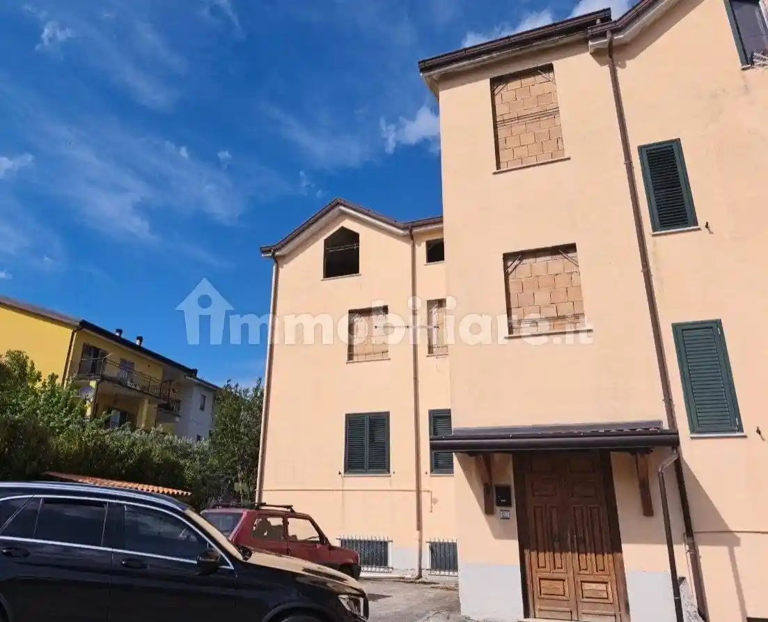 Appartamento in vendita a Chiaromonte